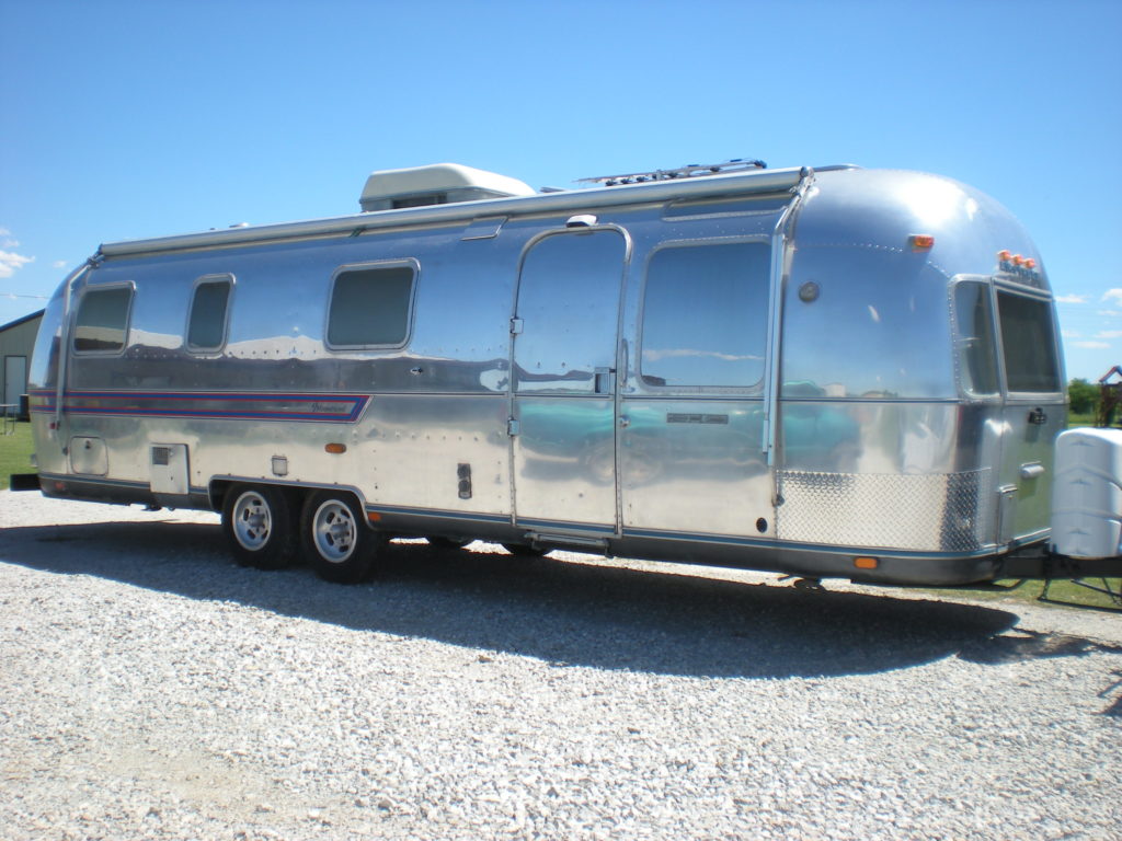 Caravane americaine airstream a vendre - location auto ...